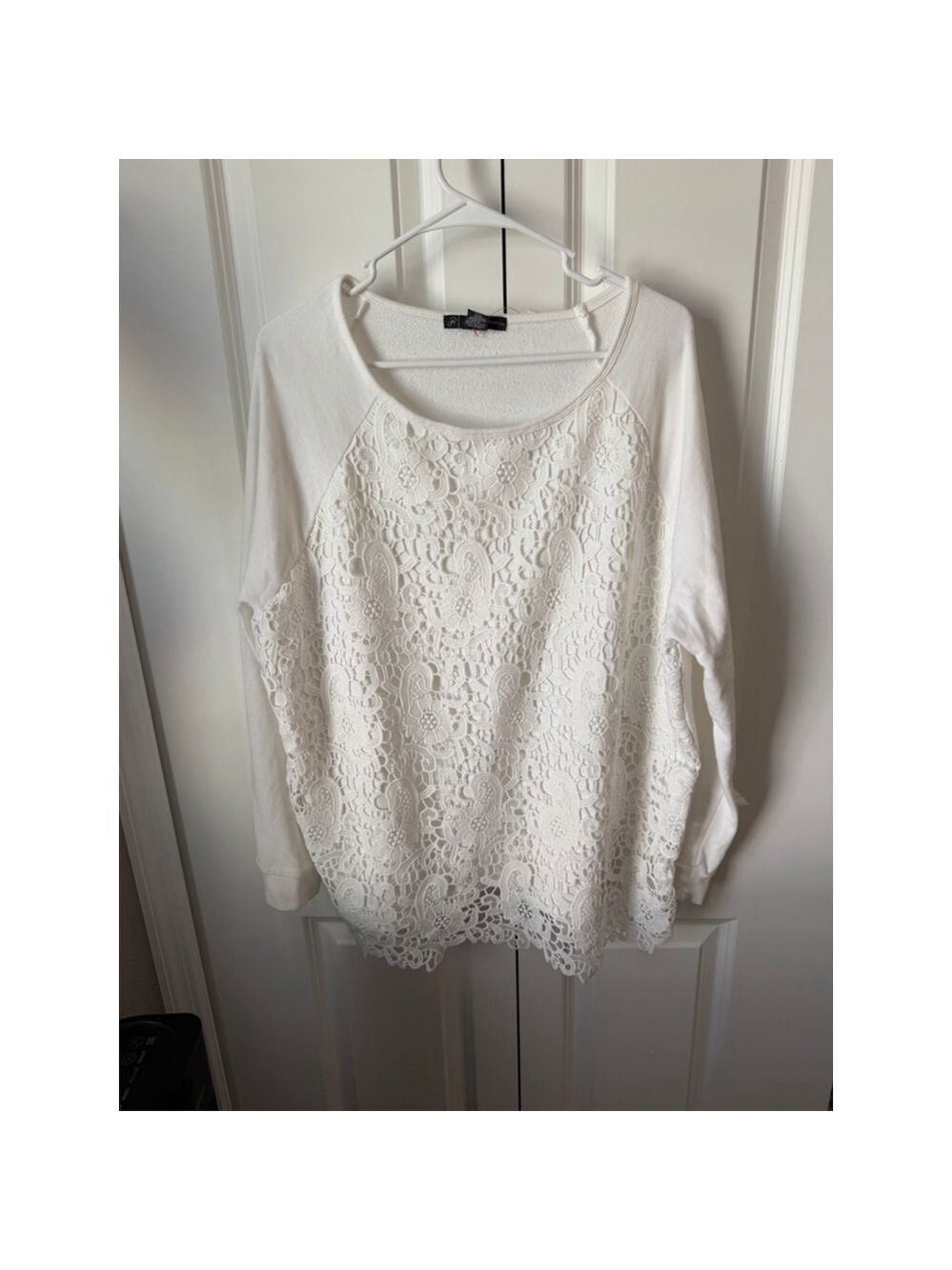 Adrianna Papell White Lace Sweatshirt XXL